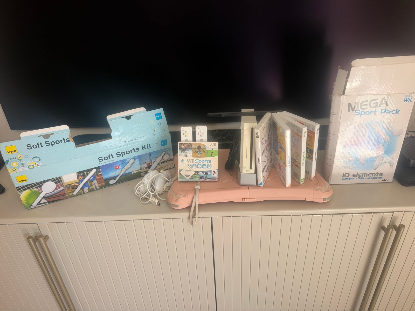 Complete Wii-set met games en accessoires, Spelcomputers en Games, Spelcomputers | Nintendo Wii, Gebruikt, Met 2 controllers, Met games