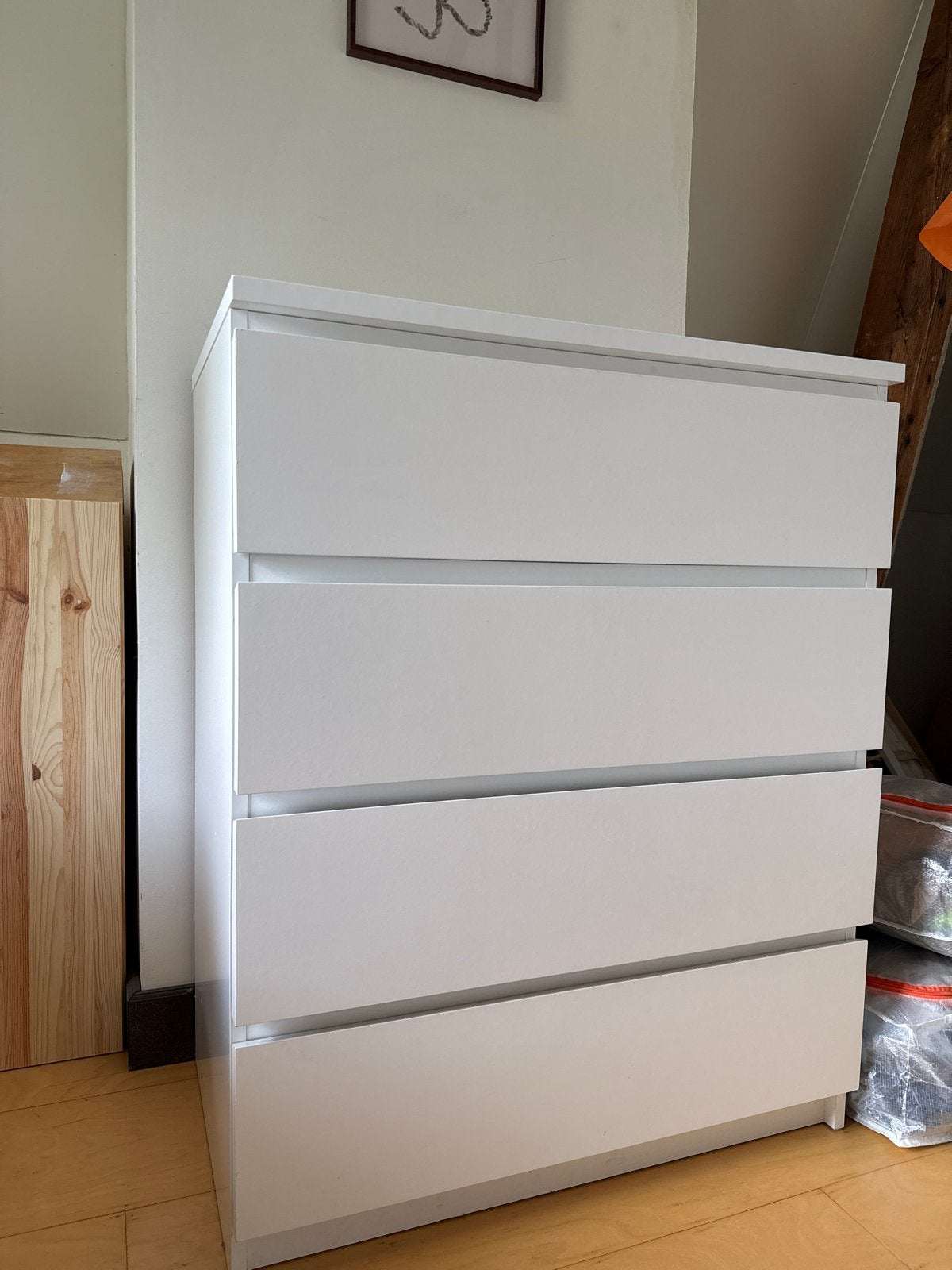 IKEA Malm ladekast wit - 4 lades, Huis en Inrichting, Kasten | Ladekasten, 100 tot 150 cm, Zo goed als nieuw, 3 of 4 laden, 25 tot 50 cm