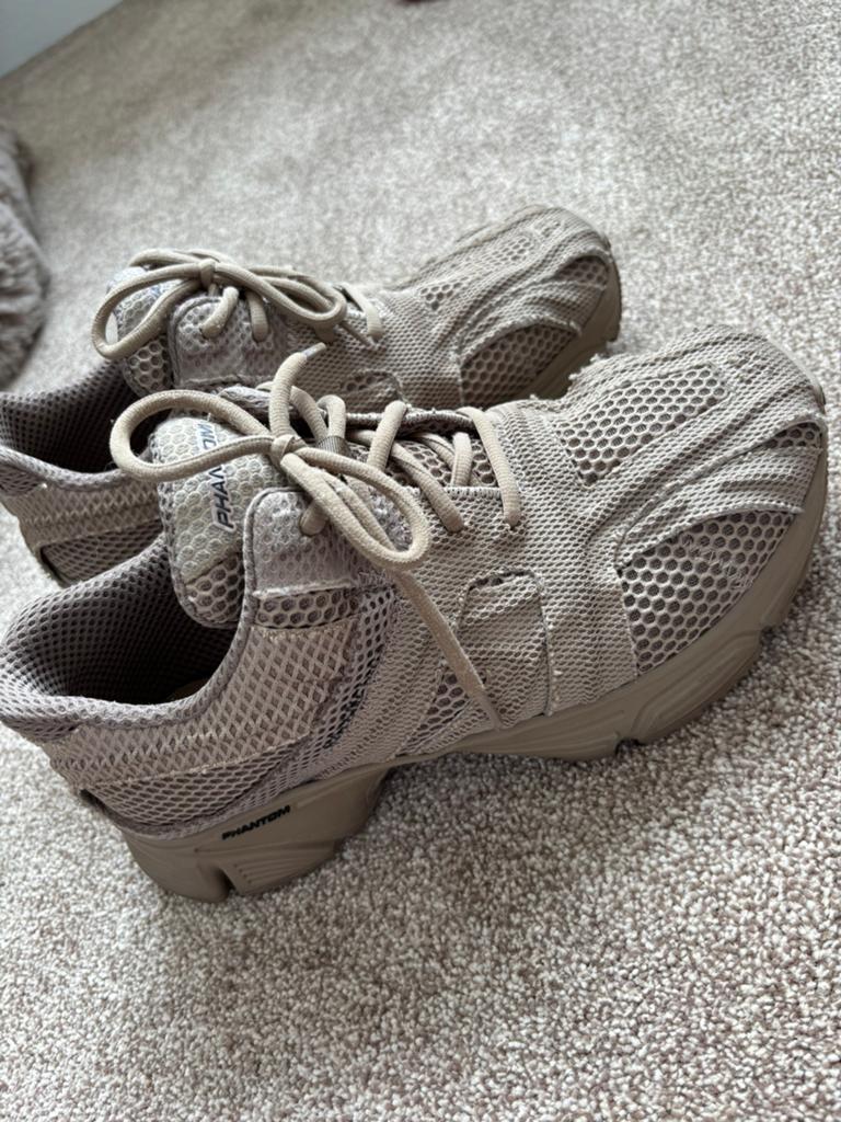 Balenciaga sneakers, Kleding | Dames, Schoenen, Ophalen of Verzenden, Zo goed als nieuw, Zwart, Sneakers of Gympen