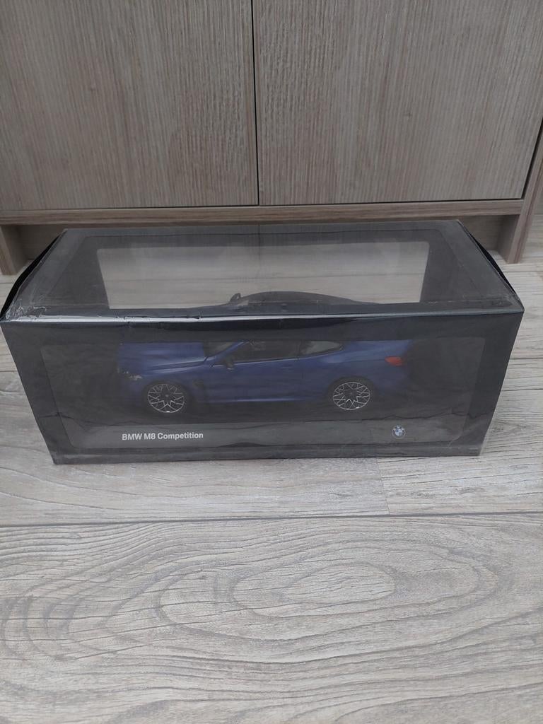 Bmw M8 competition Minichamps 1:18, Ophalen of Verzenden, Zo goed als nieuw, Auto, MiniChamps