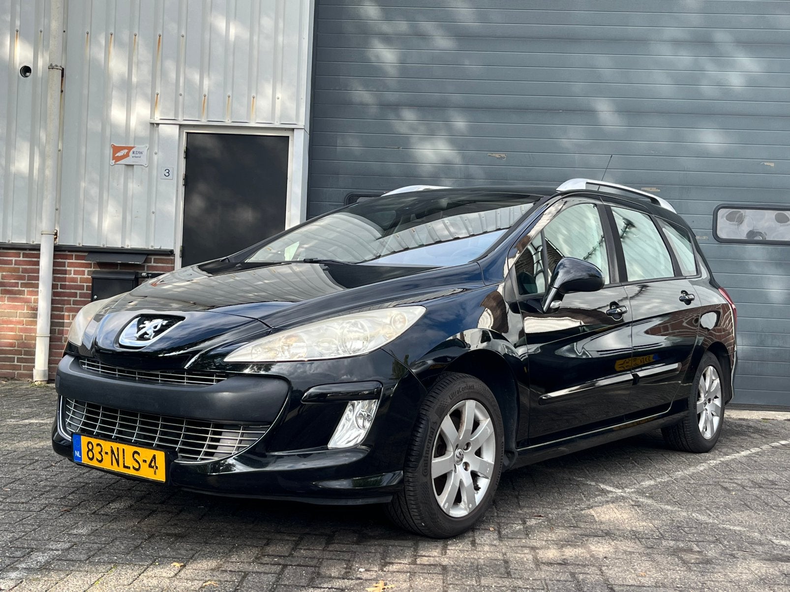 Peugeot 308 SW. Apk 21-06-27, Pano, parkeersensoren,airco., Auto's, 4 cilinders, Zwart, Handgeschakeld, 149 pk