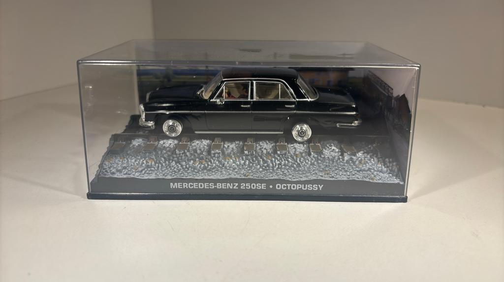 Mercedes benz 250 se jams bond atlas 1.43, Overige merken, Auto, Ophalen of Verzenden, A