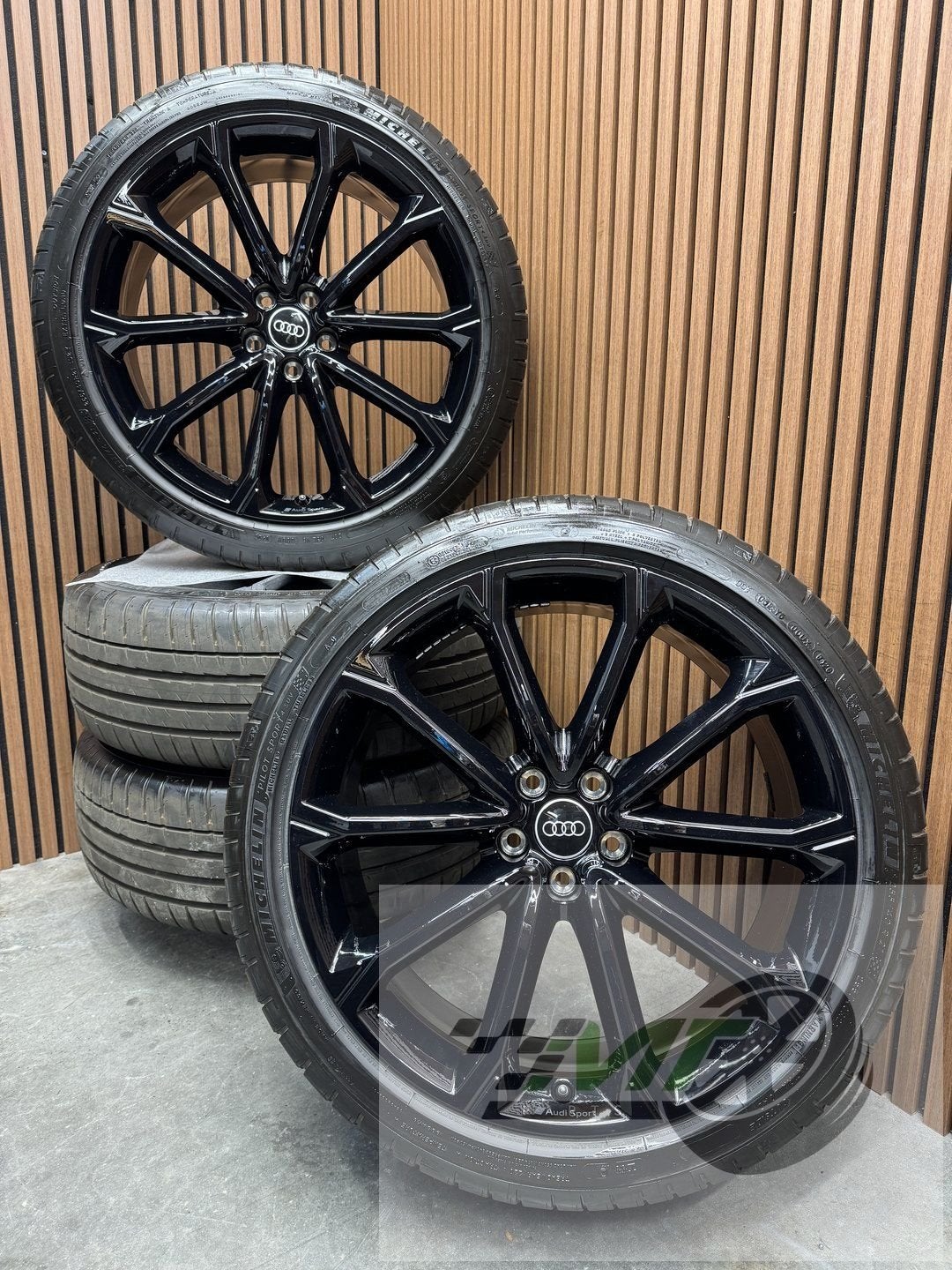 21" Audi Q5 SQ5 Sportback ehybride 10-SPK-POLYGON BTW OEM, 255 mm, - Audi AG, - Auto-Union-Str. 1 85057 Ingolstadt Deutschland