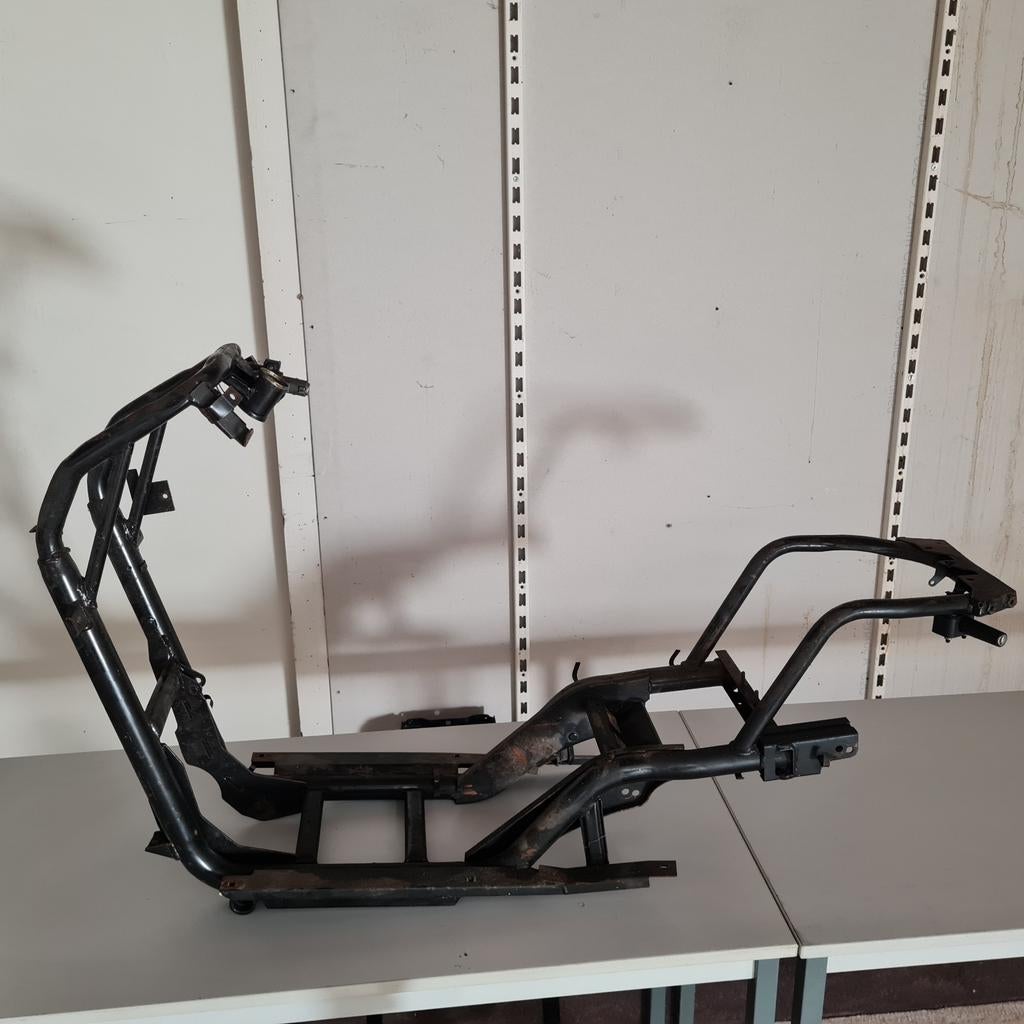 Frame italjet formula 50 NL frame geen kenteken, Motoren, Ophalen, Italjet, Info@italjet.it, Italie