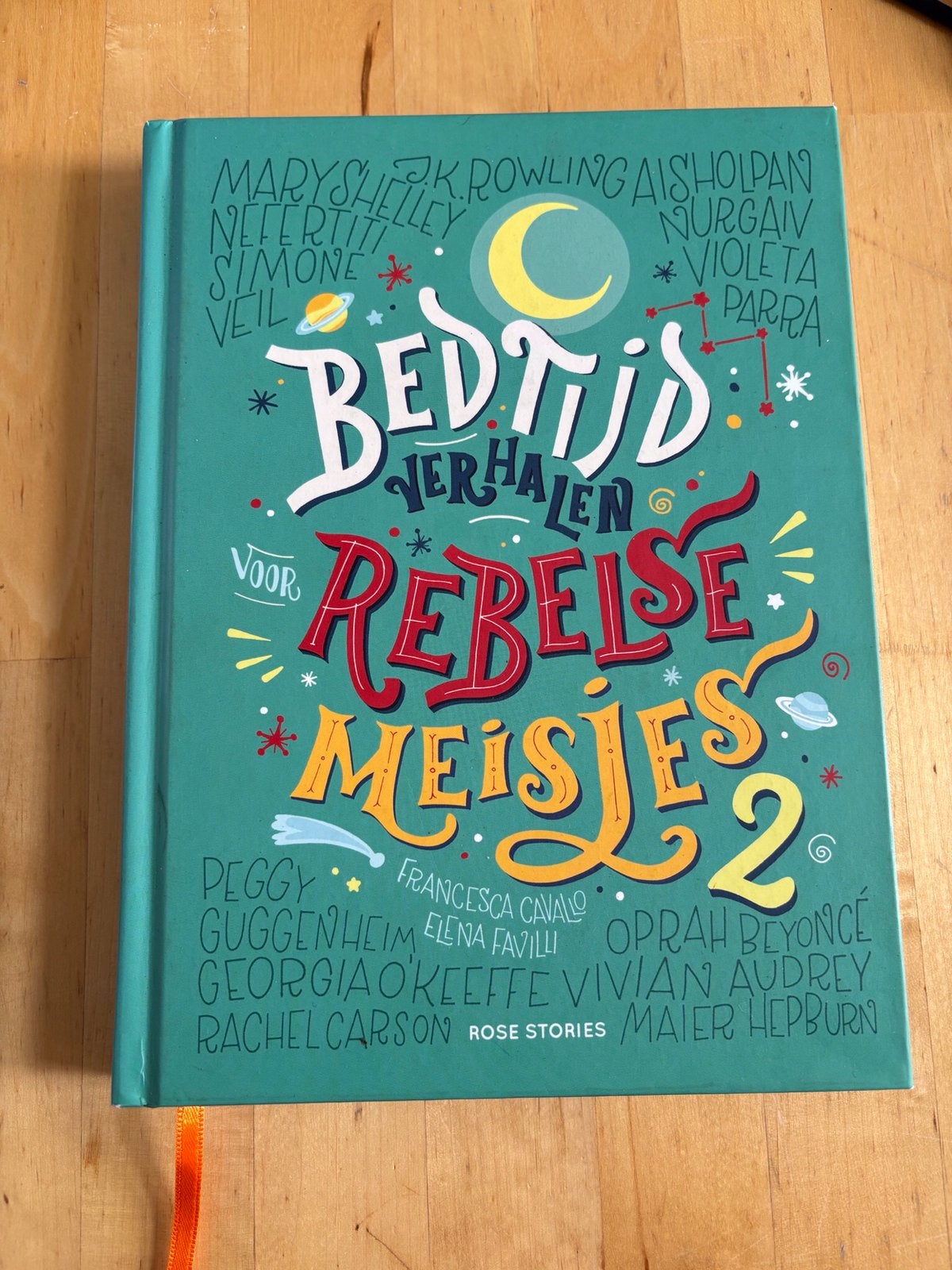 Bedtijdverhalen voor rebelse meisjes deel 2 bedtijd verhalen, Ophalen of Verzenden, Zo goed als nieuw, Sprookjes