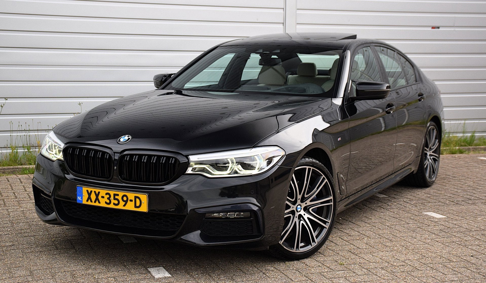 BMW 5-serie 530i High Executive Edition*Dak*Navi*360Cam*M-Pa, Auto's, Achterwielaandrijving, Gebruikt, Euro 6, 4 cilinders