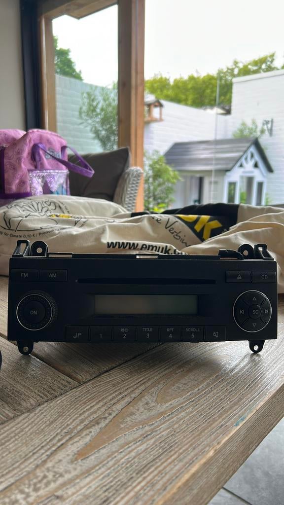 Mercedes sprinter radio model 2008, Ophalen, Gebruikt