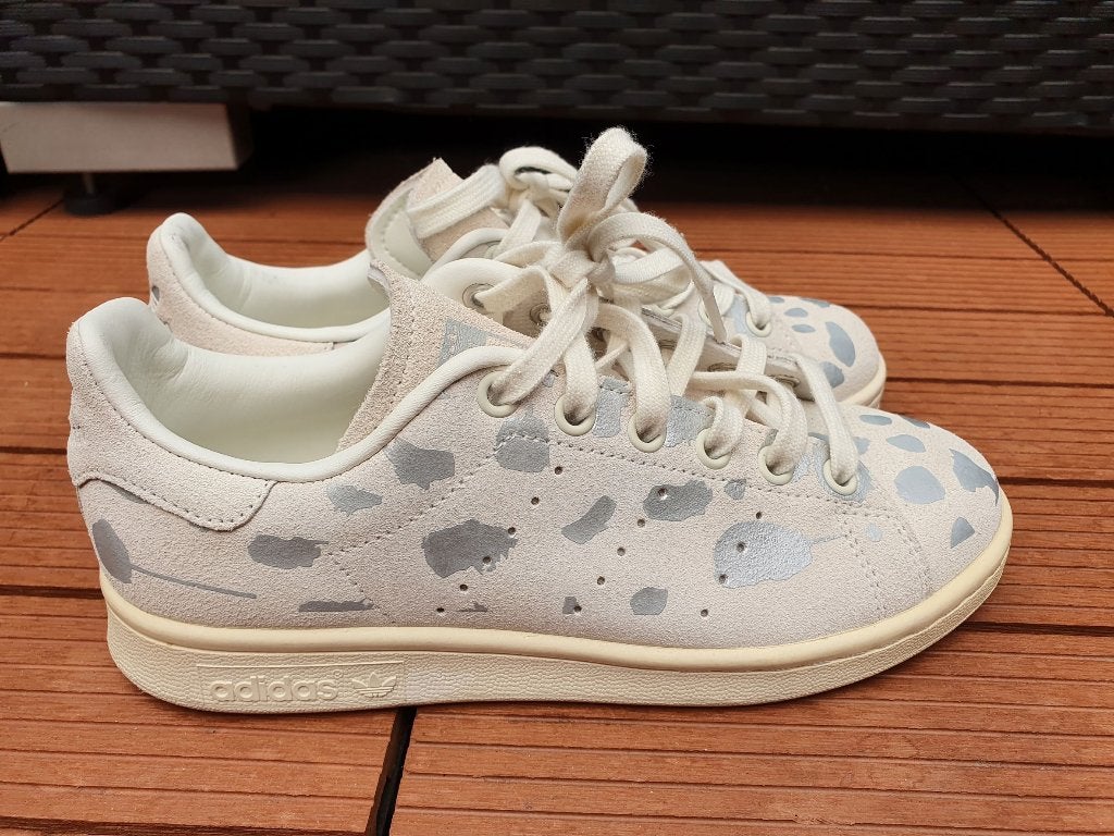 Adidas Stan Smith mt.36-2/3 (UK4) sneakers beige suede, Adidas, Beige, Ophalen of Verzenden, Sneakers of Gympen
