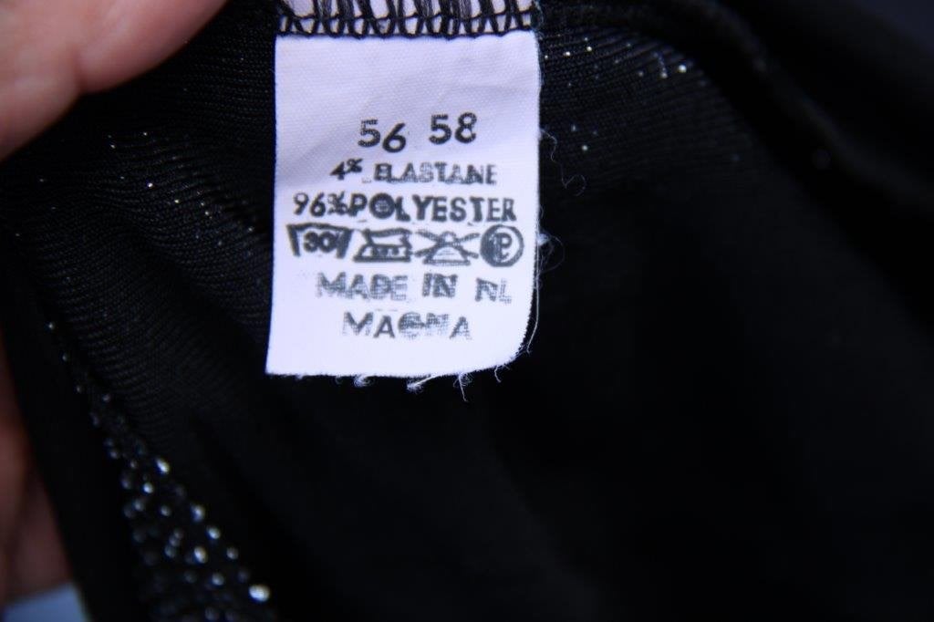 Twinset zwart/ zilver magna mt 56/58 Vaste prijs, Kleding | Dames, Zwart, Magna, Gedragen, Shirt of Top