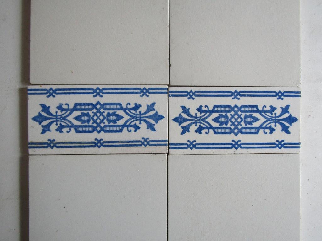 een partijtje mooie antieke randtegels, Antiek en Kunst, Antiek | Wandborden en Tegels, Ophalen of Verzenden
