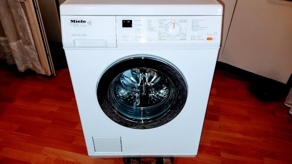 Te Koop een goede Miele wasmachine, Ophalen, Gebruikt, Voorlader, 85 tot 90 cm