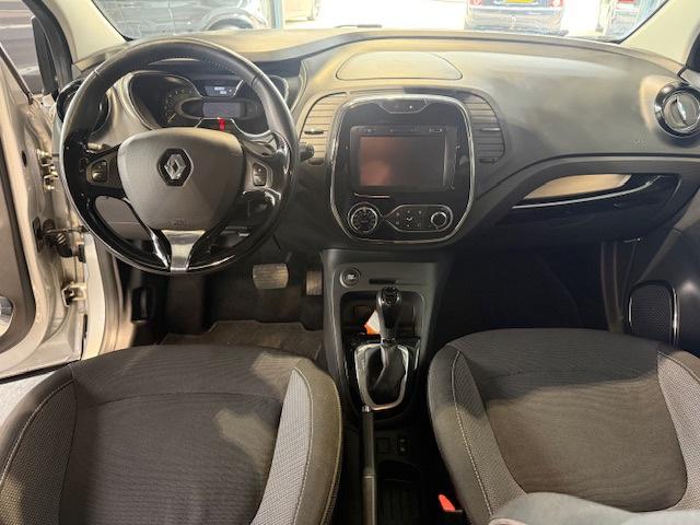 Renault Captur 1.2 TCe Dynamique Aut.|Navi|Cruise|Trekhaak, Euro 5, 4 cilinders, 19 km/l, SUV of Terreinwagen
