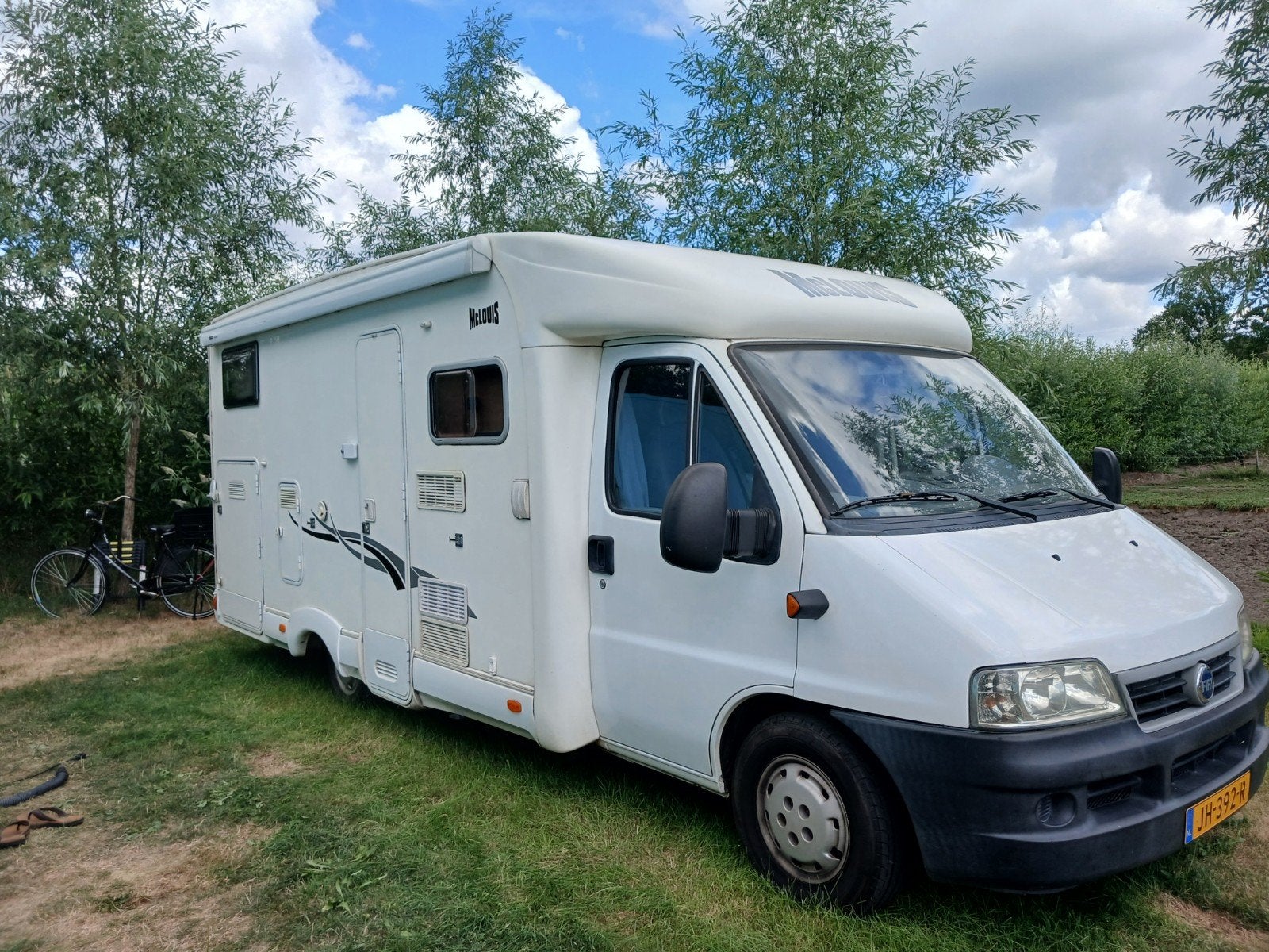 McLouis Glen 364 G ,off grid camper ,XXL garage, nieuwe apk, Caravans en Kamperen, Campers, Ringverwarming, Fiat, 6 tot 7 meter