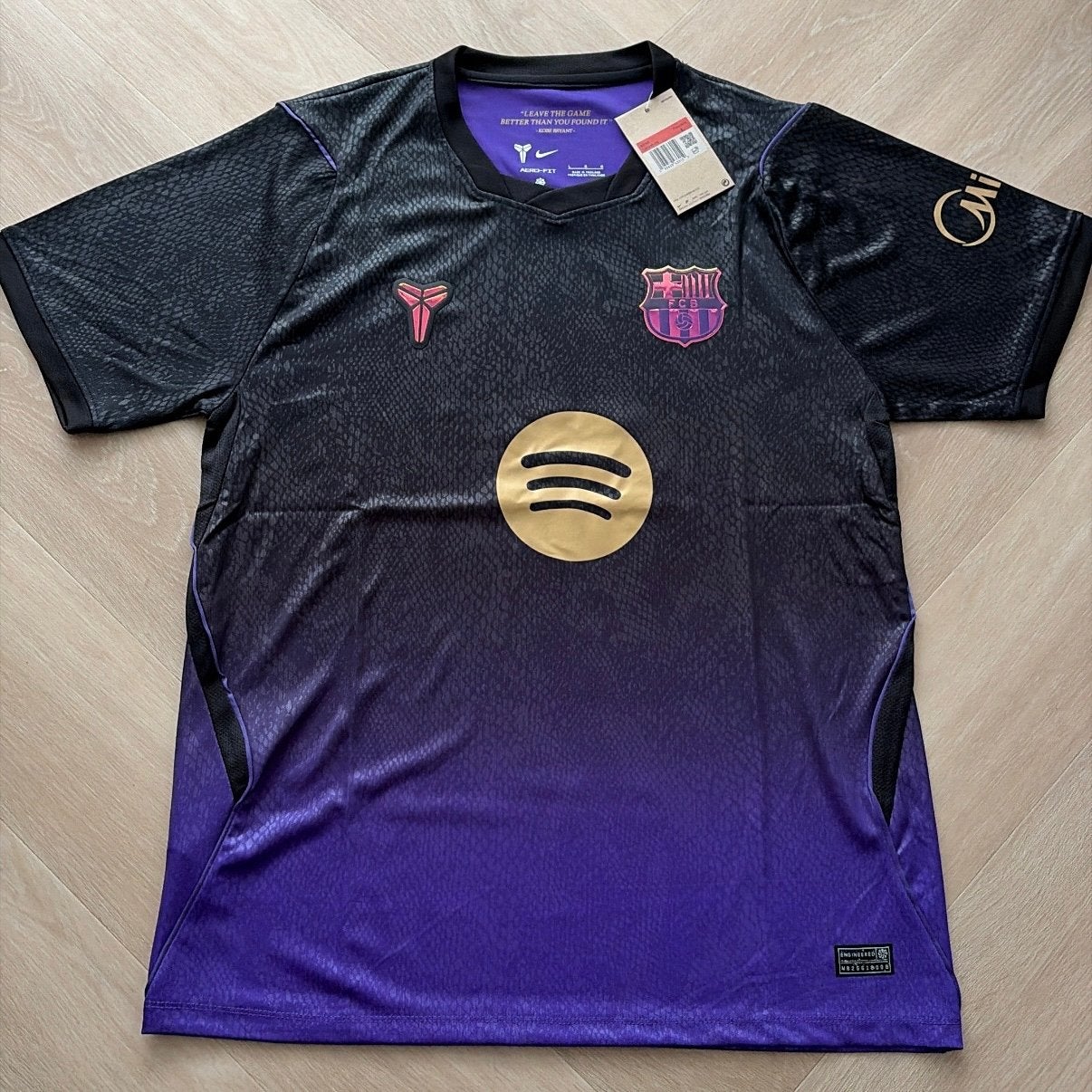 FC Barcelona x Kobe Bryant Shirt Maat L, Maat L, Ophalen of Verzenden, Nieuw, Shirt
