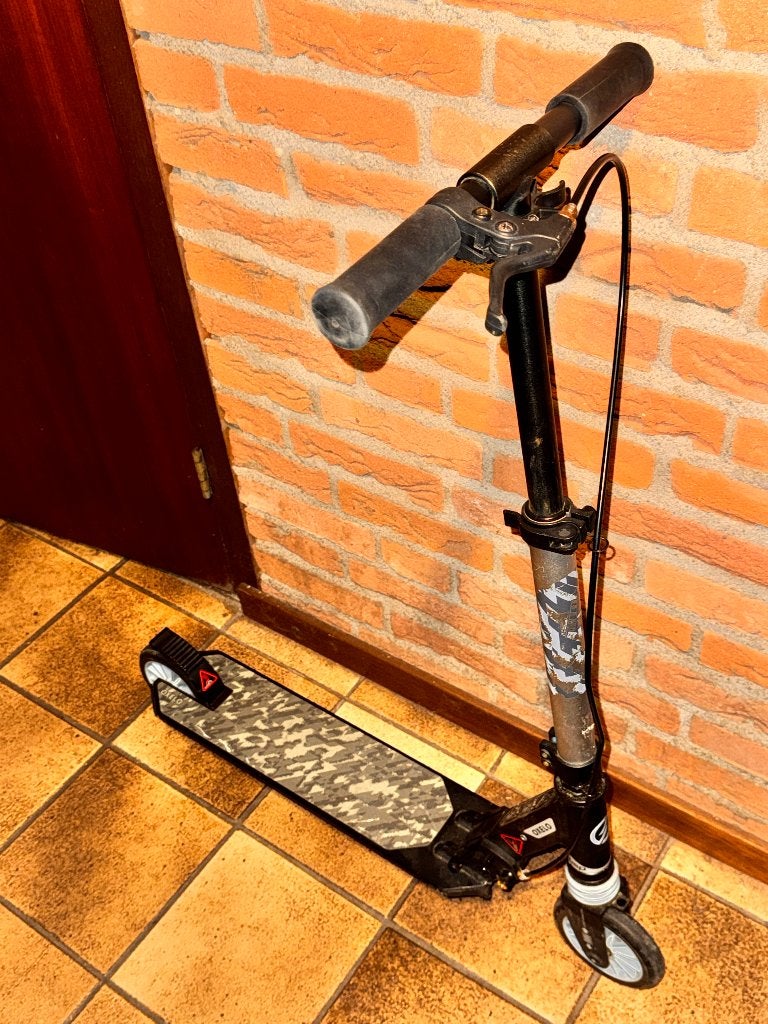 Opvouwbare OV step merk Oxelo met handrem (tot 100kg), Fietsen en Brommers, Steps, Ophalen, Gebruikt, Gewone step, Oxelo