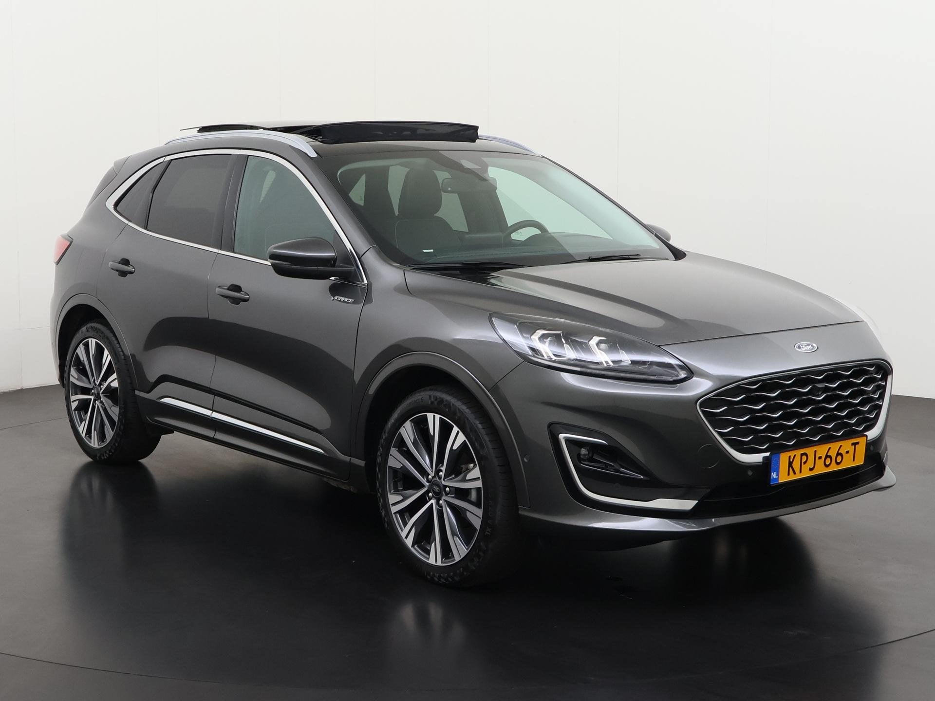 Foto 32 van Ford Kuga 2.5 PHEV Vignale | Panoramadak | ACC | Head Up | Z