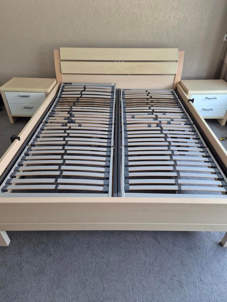 Bedframe plus 2x bossflex 80/200 elektrische bedbodem, Huis en Inrichting, Slaapkamer | Bedden, Ophalen, Wit, Tweepersoons, 80 cm