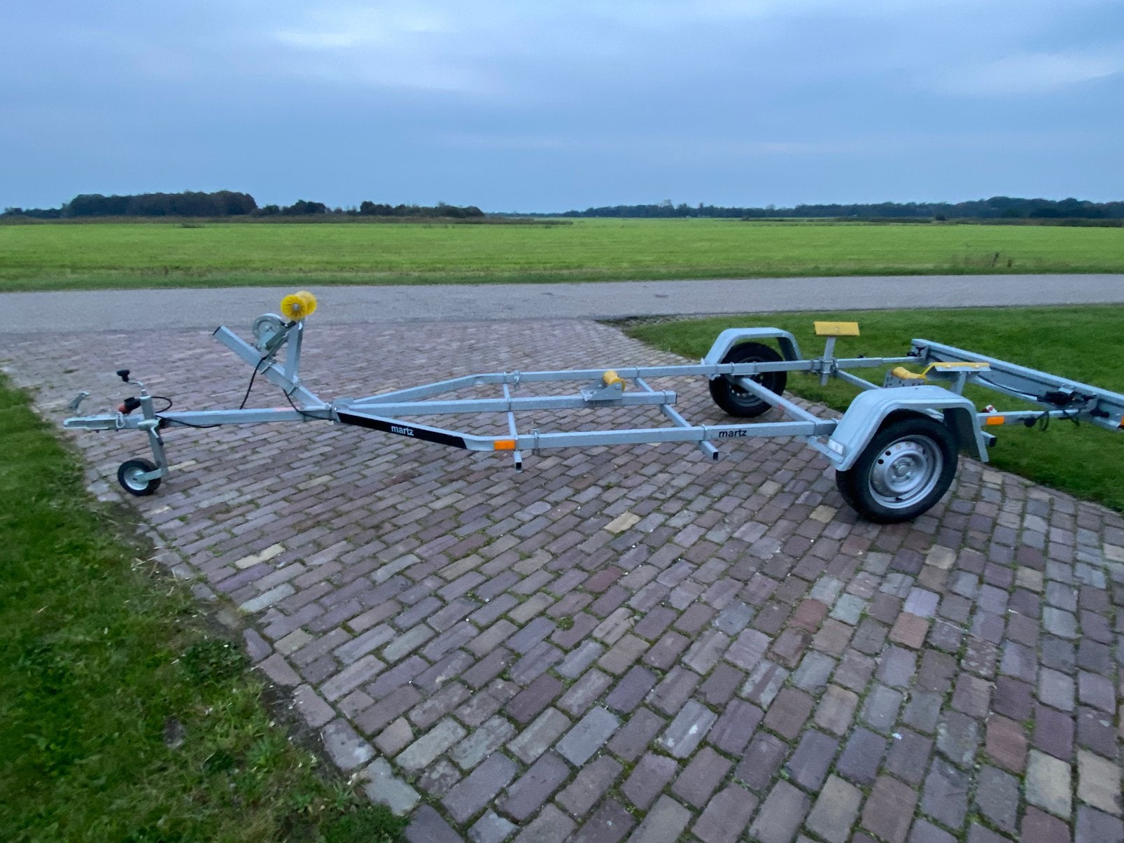 Zeer mooie gegalvaniseerde trailer 750kg as knott t|m 5,50m, Minder dan 1500 kg, Overige typen, Verstelbare verlichting, Minder dan 6 meter