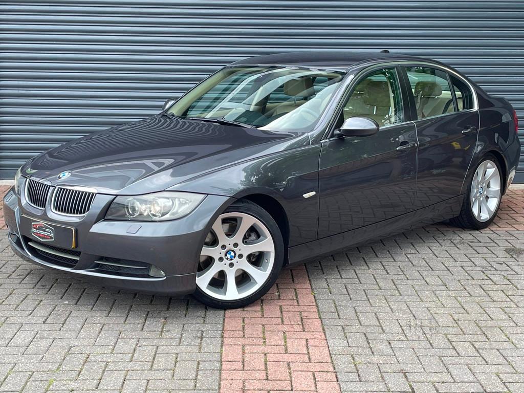 BMW 3-serie 330i High Executive Trekhaak | Navi | Youngtimer, Auto's, BMW, Achterwielaandrijving, Gebruikt, Beige, 259 pk
