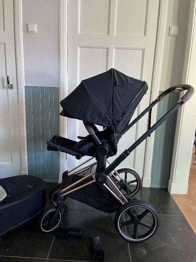 CYBEX Platinum Priam kinderwagen 4-delige set - zeer goed, Zo goed als nieuw, Verstelbare duwstang, Ophalen, Kinderwagen