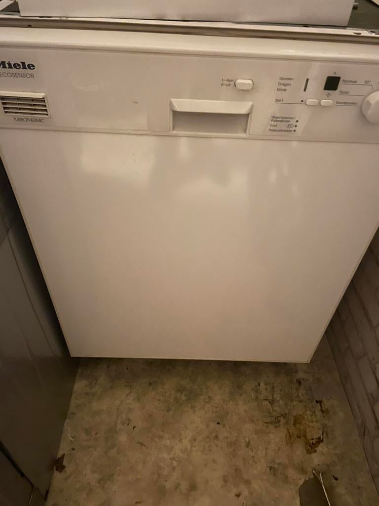 Miele vaatwasser, Ophalen, Zo goed als nieuw, Minder dan 85 cm