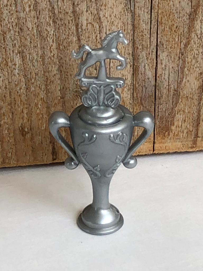 Trofee voor paarden sport van Barbie, Ophalen of Verzenden, Zo goed als nieuw, Toebehoren