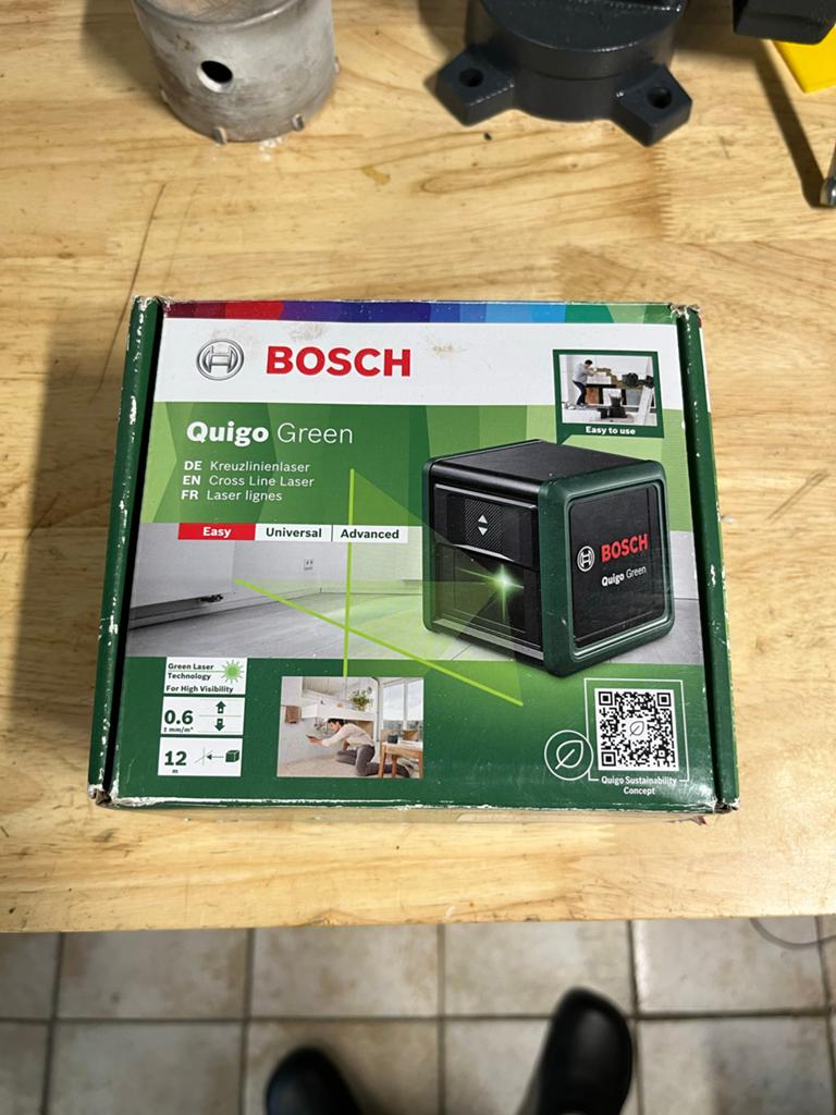 Bosch Quigo Green Kruislijnlaser - zgan, Ophalen of Verzenden, Zo goed als nieuw, Afstand