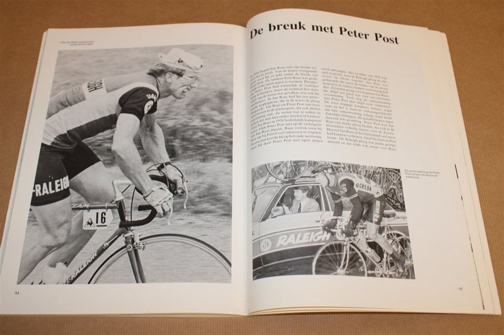 Wielerlegende Jan Raas — Zijn Complete Carrière in Beeld, Ophalen of Verzenden, Gelezen, Watersport en Hengelsport
