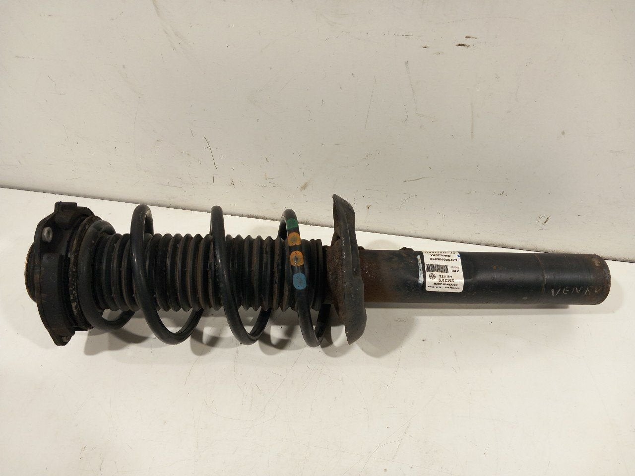 Veerpoot rechts voor Volkswagen Golf, Onderdelen@venauto.nl, Van der Ven Autorecycling B.V., Gebruikt, Ettenseweg 76, 4706 PB Roosendaal, The Netherlands