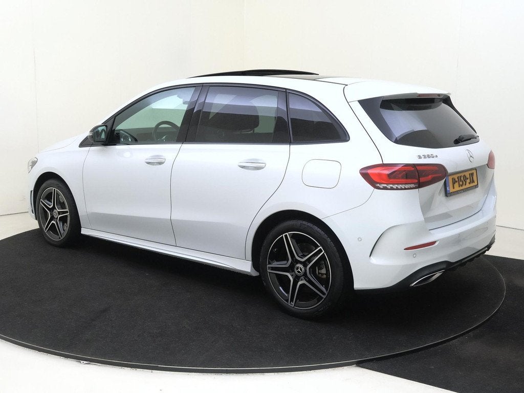 Mercedes-Benz B-klasse 250 e Business Line, Auto's, Gebruikt, 4 cilinders, 16 kWh, Leder en Stof