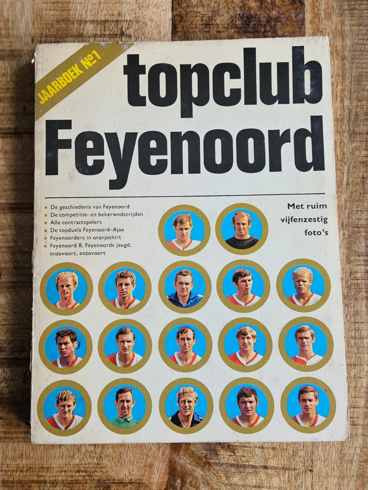 Topclub Feyenoord Jaarboek No. 1 - Historisch Voetbalboek, Ophalen of Verzenden, Gelezen, Balsport