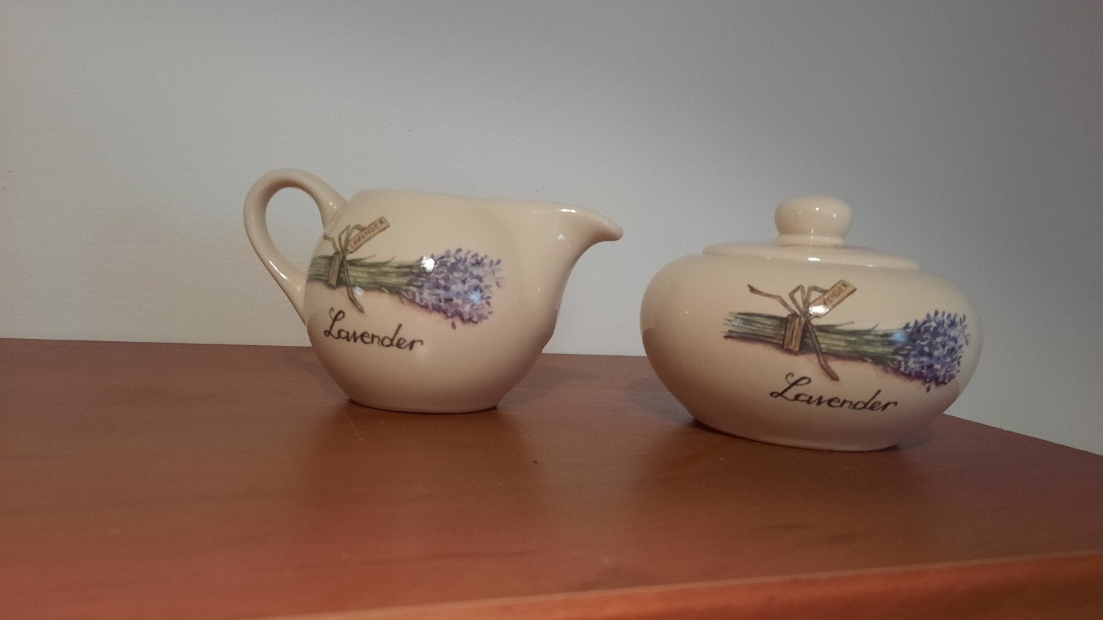 Jet by Ter Steege Lavendel Melkkan en Suikerpot, Huis en Inrichting, Keuken | Servies, Keramiek, Ophalen of Verzenden, Zo goed als nieuw