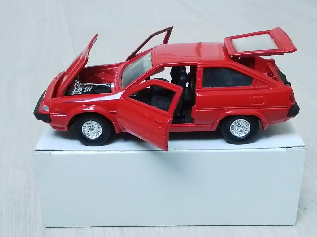 Mitsubishi Cordia Diapet Yonezawa toys made in japan, Hobby en Vrije tijd, Modelauto's | 1:43, Ophalen of Verzenden, Zo goed als nieuw