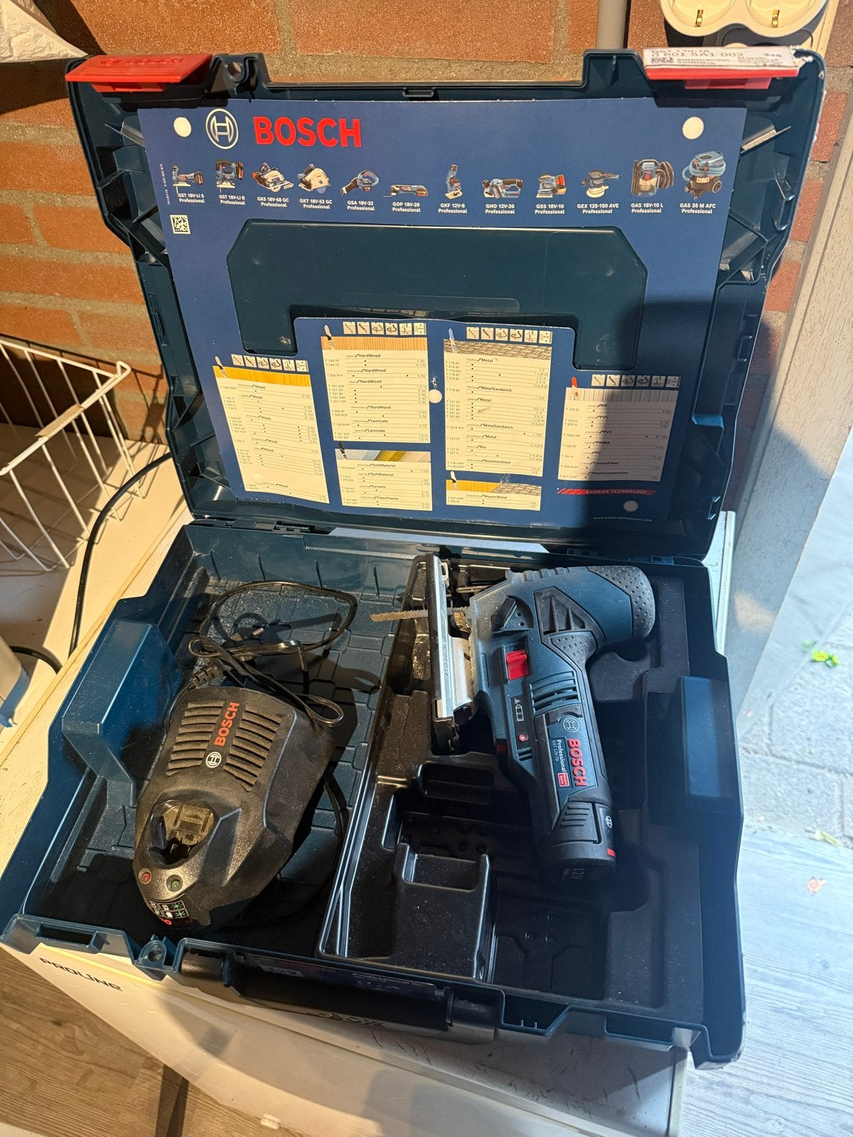 Bosch GST 12V-70 Accu Decoupeerzaag in L-BOXX, Ophalen of Verzenden, Zo goed als nieuw, Zaag, Bosch