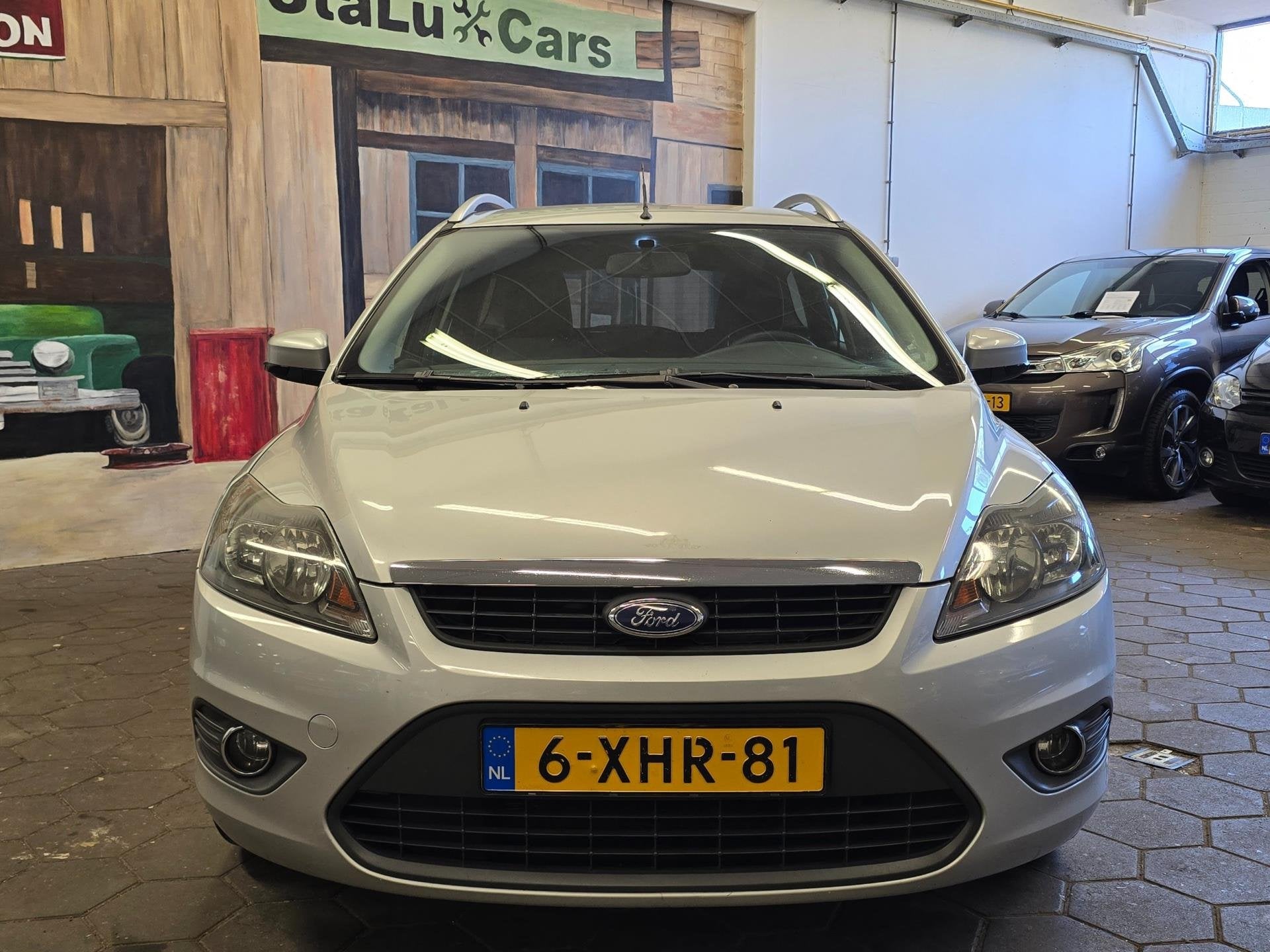 Ford Focus Wagon 1.8 Limited/AIRCO/NIEUWE APK BIJ VERKOOP/, Gebruikt, Zwart, 4 cilinders, Parkeersensor