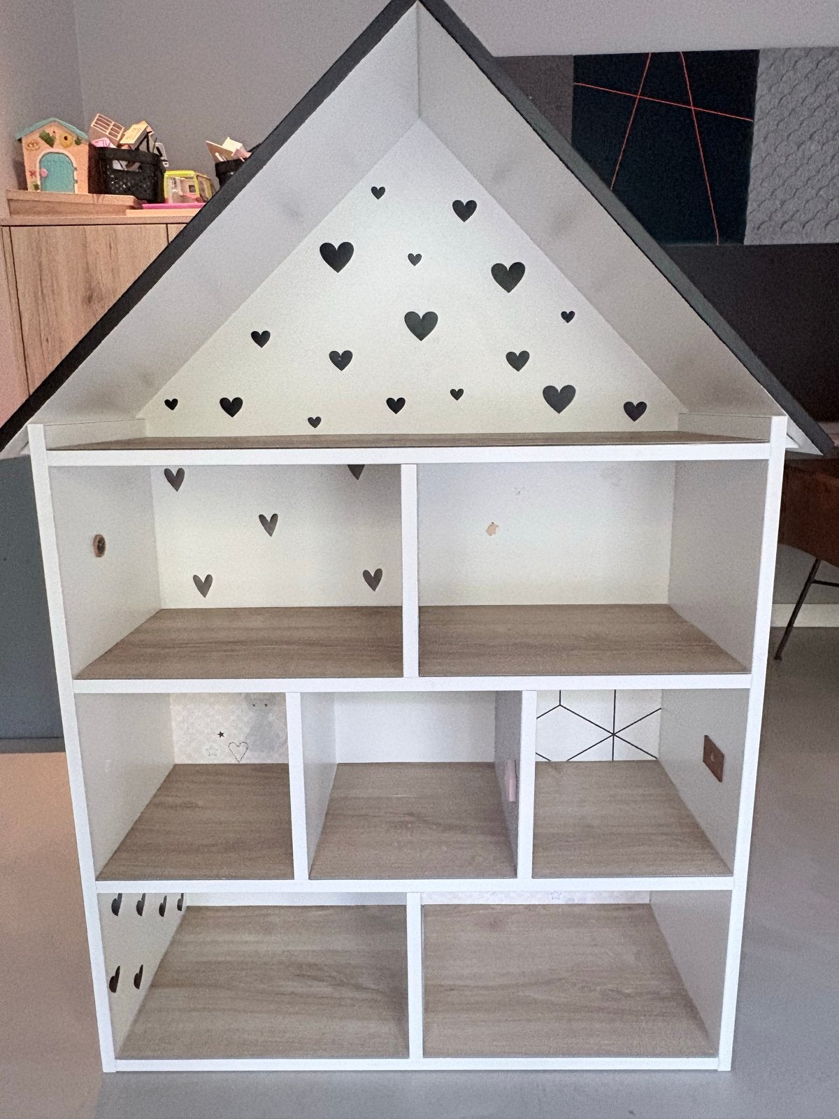 Groot houten poppenhuis met hartjes decoratie, Kinderen en Baby's, Ophalen, Gebruikt, Poppenhuis