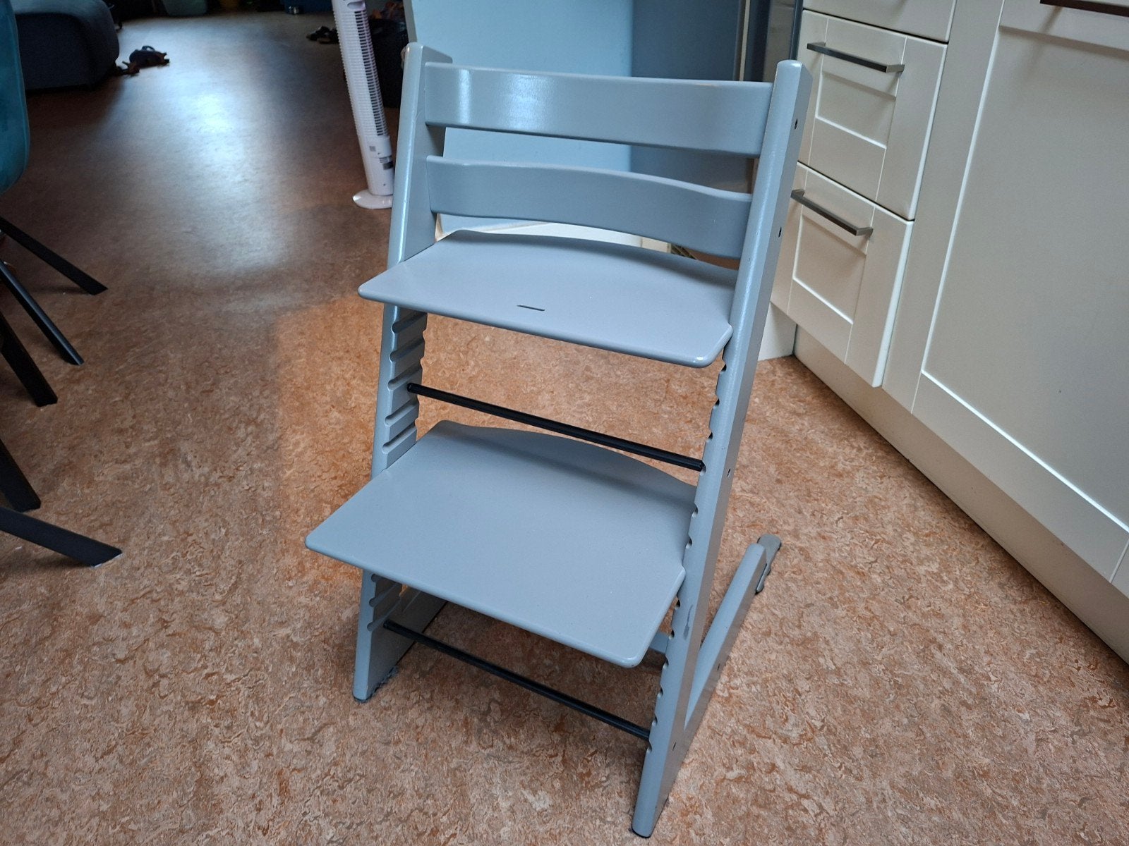 Stokke Tripp Trapp meegroeistoel grijs, Ophalen, Gebruikt, Meegroeistoel