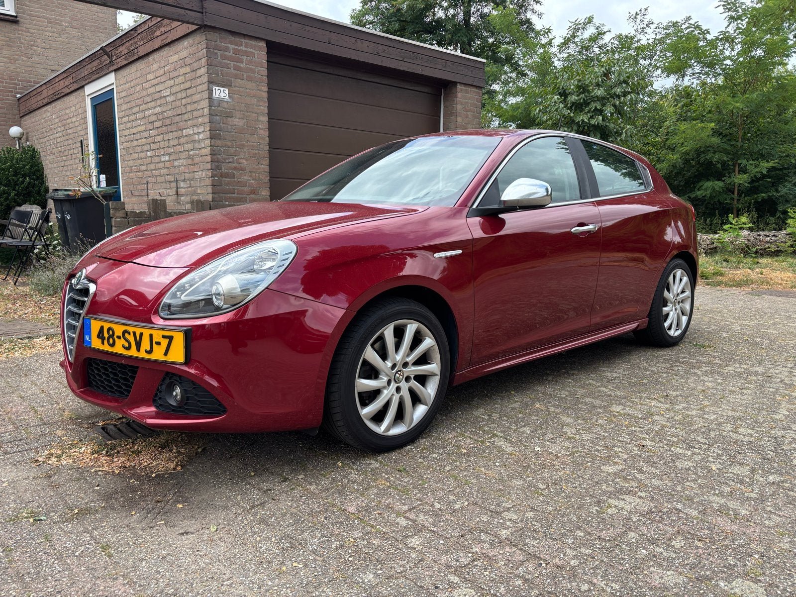 Alfa Romeo Giulietta 1.4 Turbo Multi AIR 2011 Rood, Voorwielaandrijving, 4 cilinders, Origineel Nederlands, Bedrijf