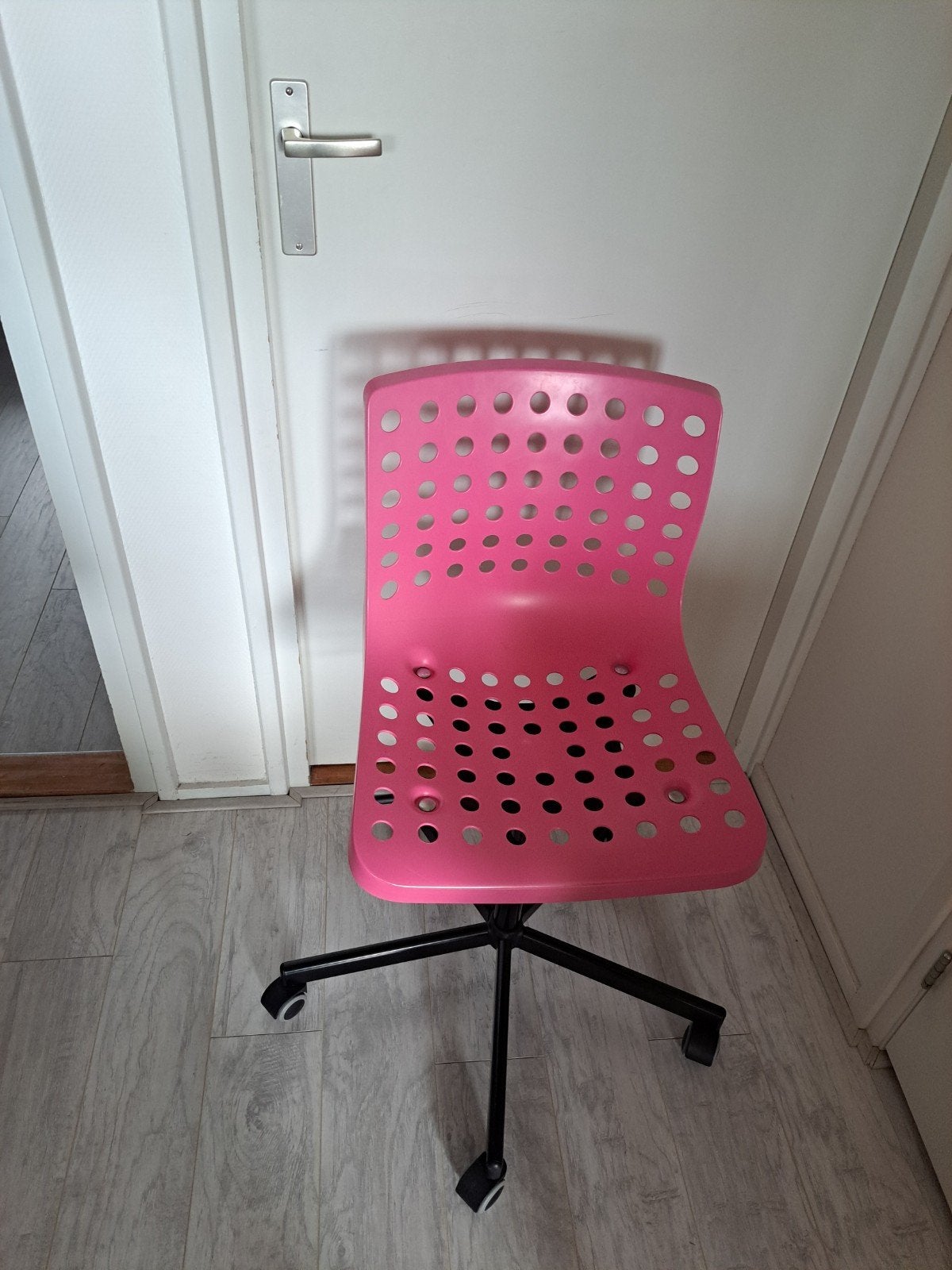 2 IKEA bureaustoelen - roze en grijs, Ophalen, Gebruikt, Grijs