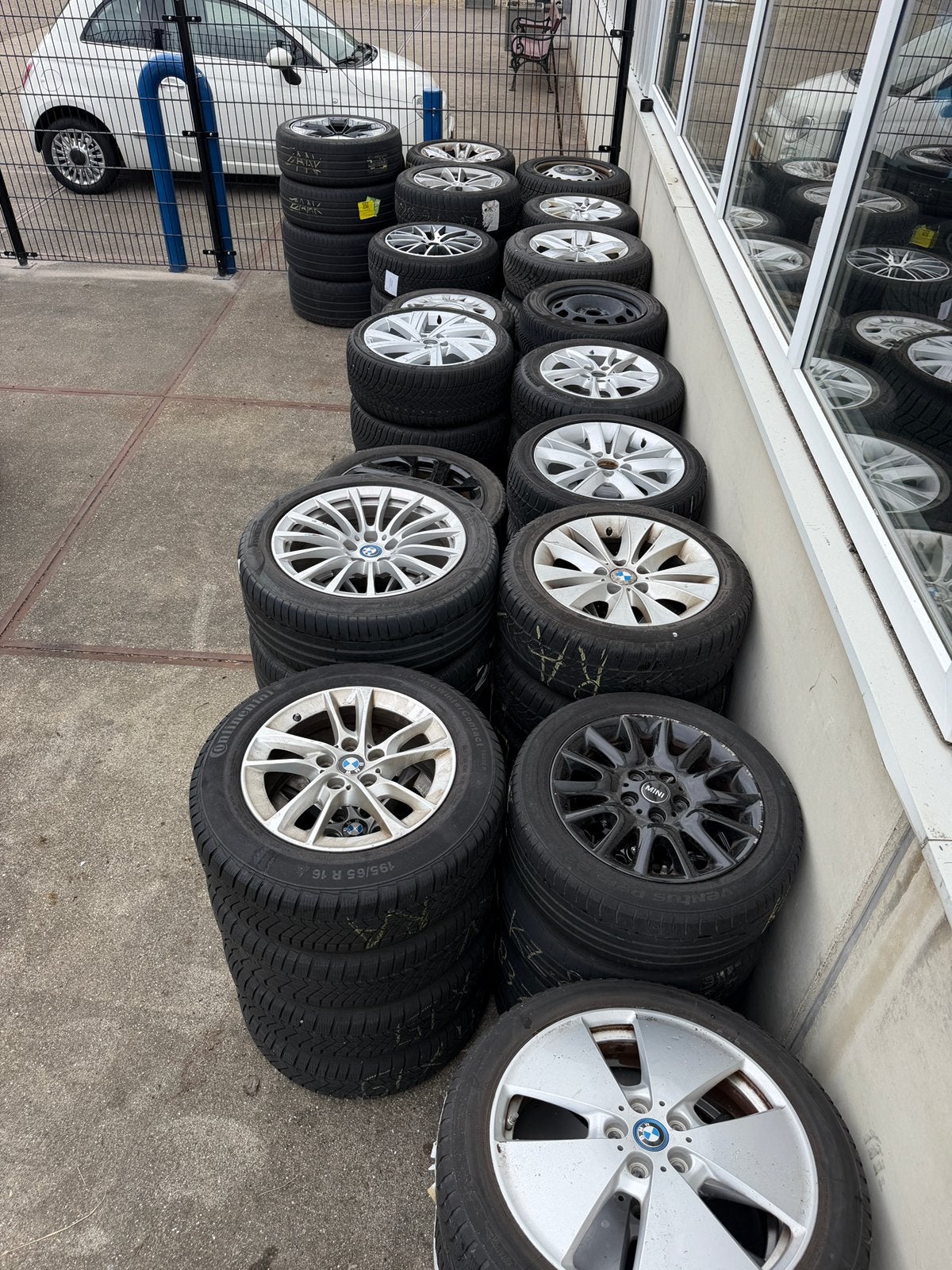 18X PARTIJ VELGEN BMW MINI AUDI PARTIJ HANDEL ZOMERBANDEN WI, Auto-onderdelen, Banden en Velgen, Gebruikt, Banden en Velgen, 20 inch