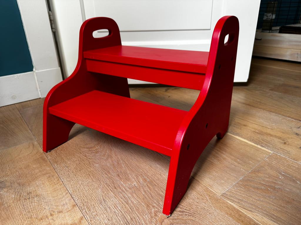 Ikea Trogen trapje voor kids Rood, Kinderen en Baby's, Kinderkamer | Overige Meubels, Ophalen, Zo goed als nieuw, Overige typen
