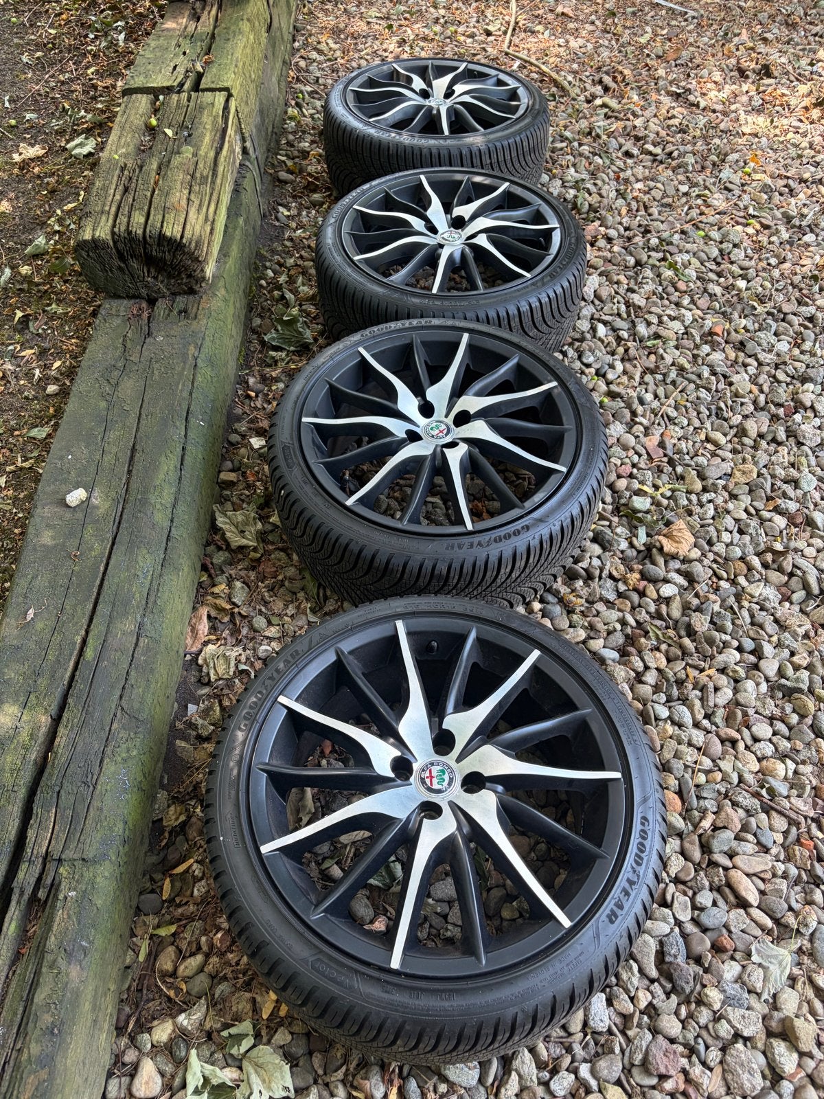Alfa Romeo Mito18 inch velgen 4x98  Goodyear All Season, Auto-onderdelen, Banden en Velgen, Ophalen, 18 inch, Banden en Velgen