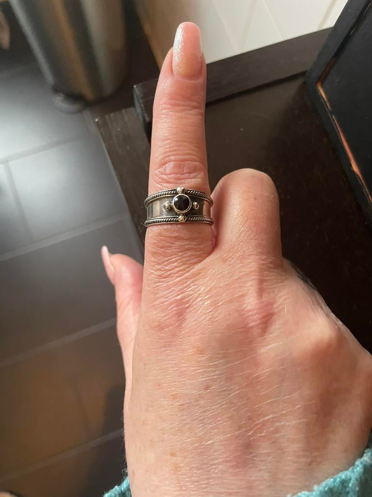 Echt zilveren ring met Onyx steen, Sieraden, Tassen en Uiterlijk, Ringen, 19 tot 20, Nieuw, Ophalen of Verzenden, Met edelsteen