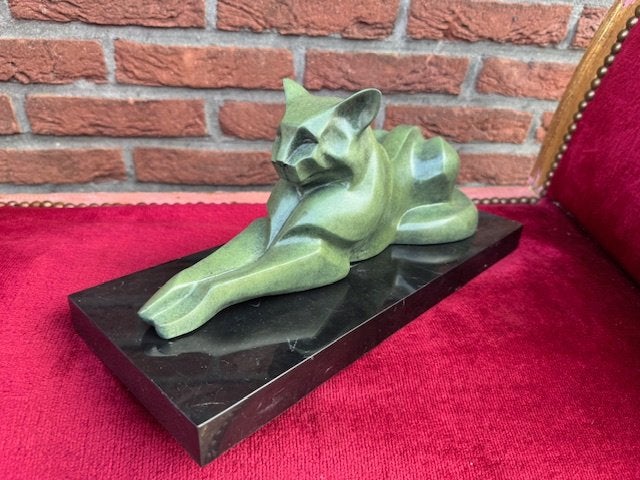 stijlvol en zwaar bronzen beeld, liggende kat, Ophalen of Verzenden