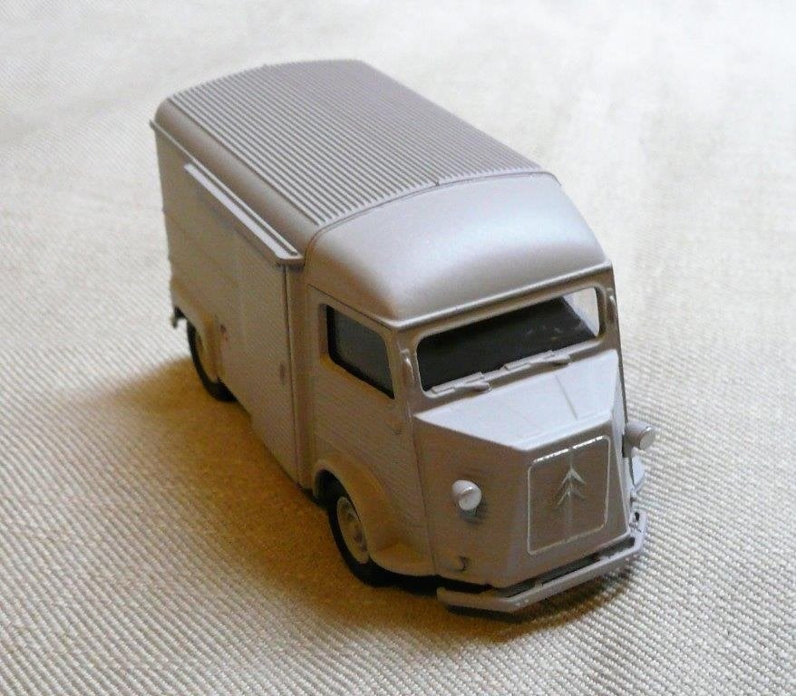 Welly Citroën hy gesloten bestel bus. Matgrijs.  1/40., Ophalen of Verzenden, Nieuw, Auto, Overige merken