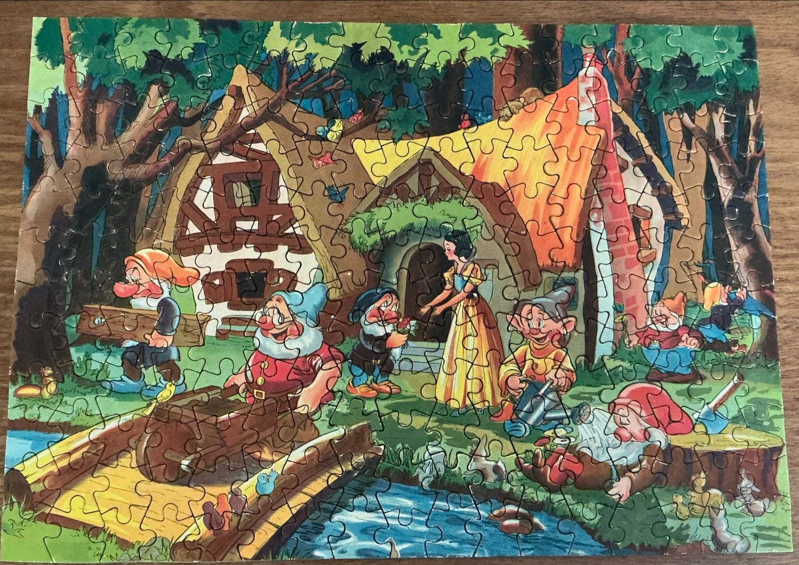 Vintage Sneeuwwitje en de Zeven Dwergen legpuzzel, Ophalen of Verzenden, Minder dan 500 stukjes, Gebruikt, Legpuzzel