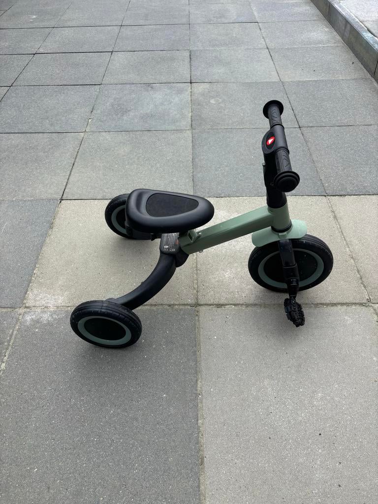 Kinder driewieler/loopfiets - Groen, Fietsen en Brommers, Fietsen | Driewielers, Ophalen, Zo goed als nieuw, Verstelbare zitting