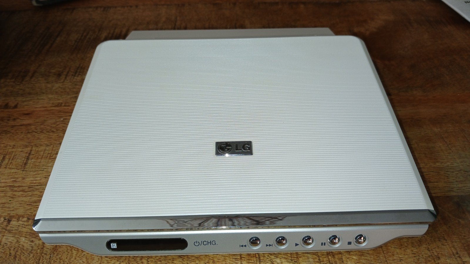 LG Draagbare DVD/CD Speler met Tas en Accessoires, Dvd-speler, Draagbaar, Ophalen of Verzenden, Zo goed als nieuw
