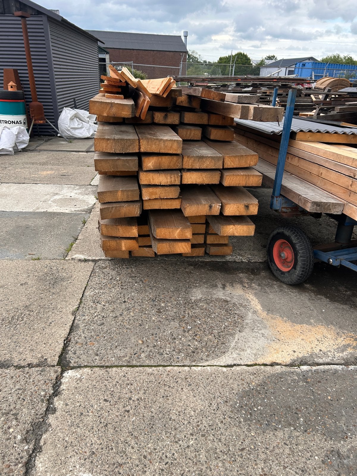 Gebruikt Balkhout 7x20 3.70m en 7x25 4.65m, Ophalen, Gebruikt, Balk, Overige houtsoorten
