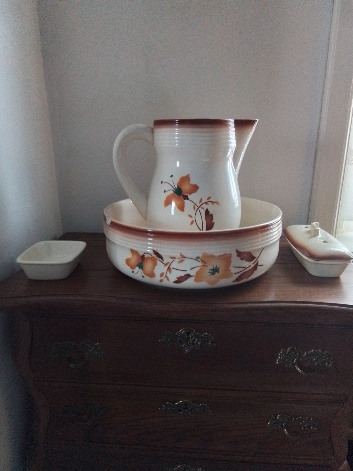 Antieke waskom en kan set met bloemmotief wasstel lampetstel, Antiek en Kunst, Ophalen